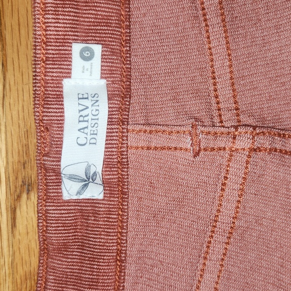 Carve 6 in shorts size 6, rust color - Picture 2 of 6